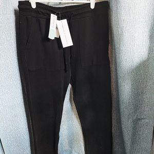 T4T Romilly Step Hem Black Jogger